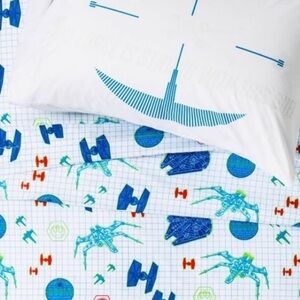 Star Wars Glow in Dark Blue and White Spacecraft Bedding Set